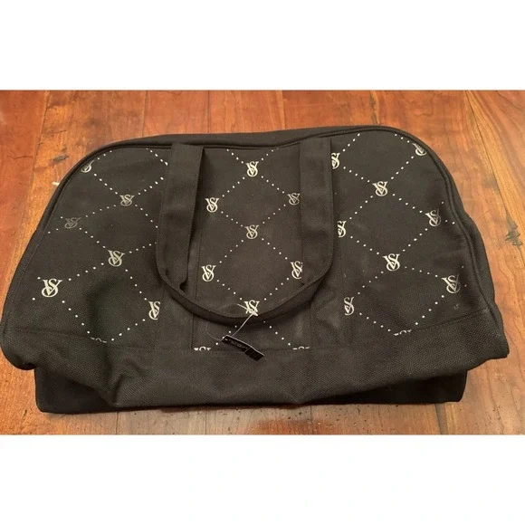 Victoria's Secret Rhinestone Diamante Shine Quilted Design Duffle New With Tags‎ - Picture 2 of 5